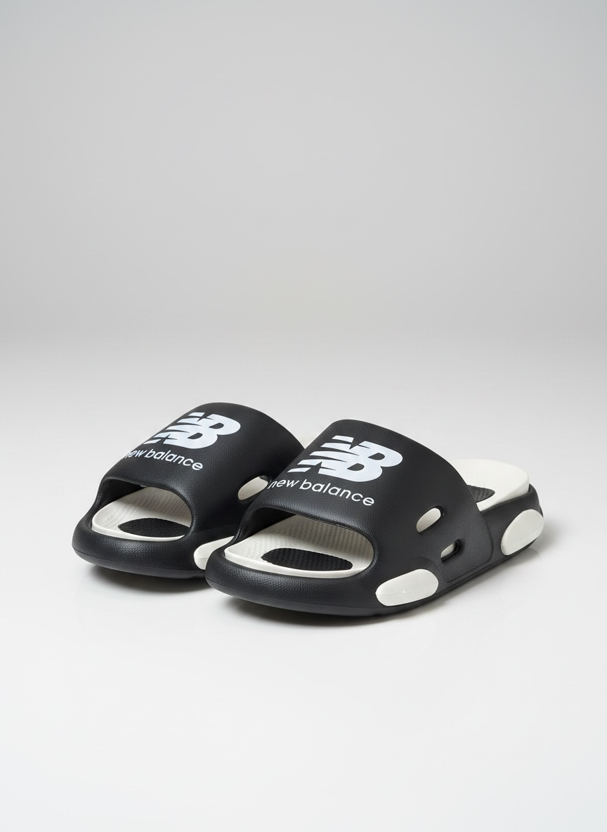 Papuci copii New B – Negru/Alb
